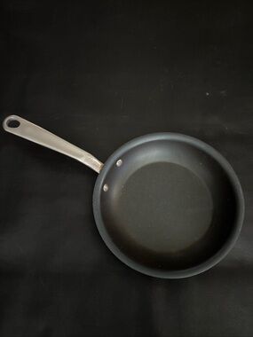 Made-In Brand Italy Made 8” 5-Ply Non Stick Frying Pan Stainless And Black